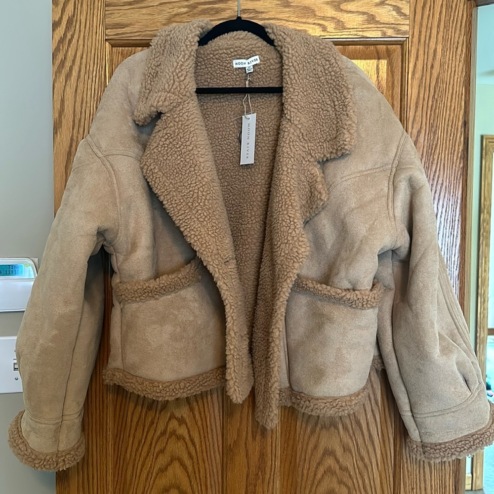 Moon River XL Sherpa Outerwear - Khaki